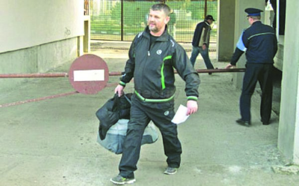 Severin Tcaciuc, în 2011, la eliberarea din Penitenciarul Botoșani