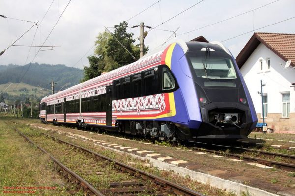 Un tren automotor produs la Pașcani, testat la Pojorâta Obiectiv